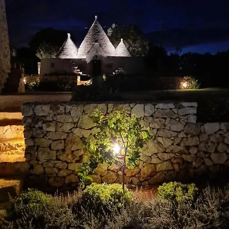 Trullo Il Gatto Nero Tatil Evi Ostuni