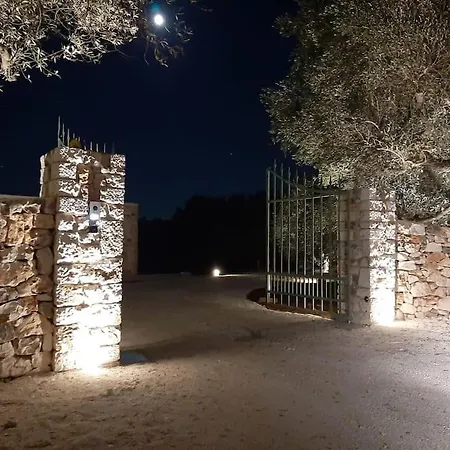 Trullo Il Gatto Nero Tatil Evi Ostuni